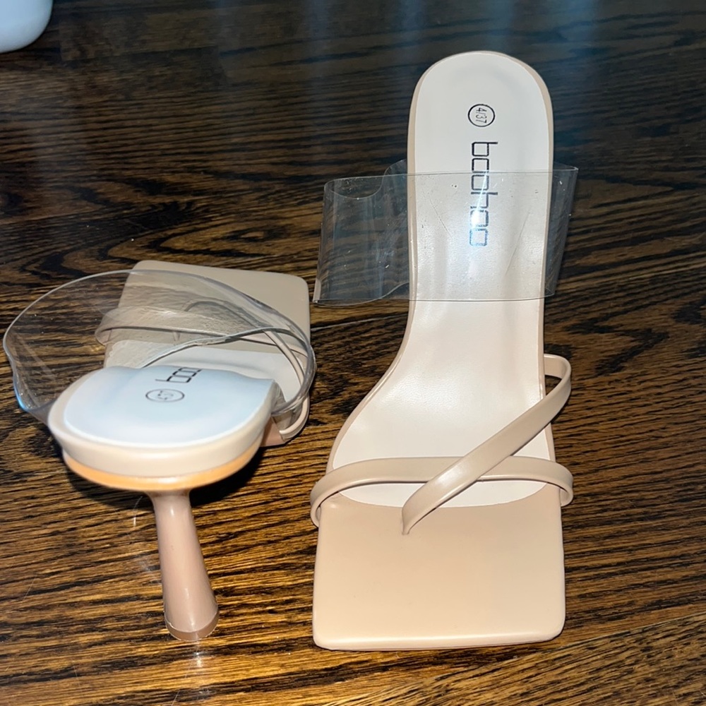 Boohoo heels size 6